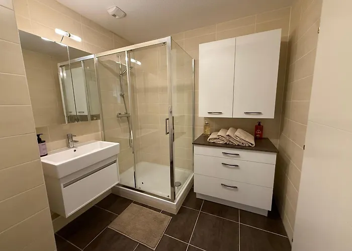 L Elegant שטרסבורג